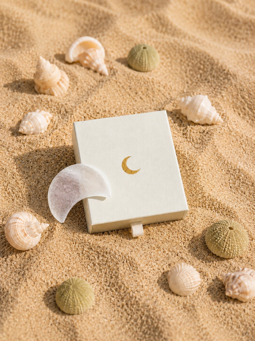 Selenite Moon – Gemstone Gift with Meaning (in Box)
