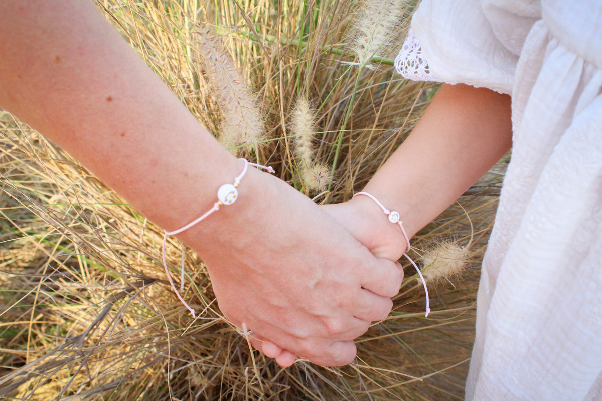 Little Smile, Big Love Set – Moeder & Kind Armbandjes met Betekenis