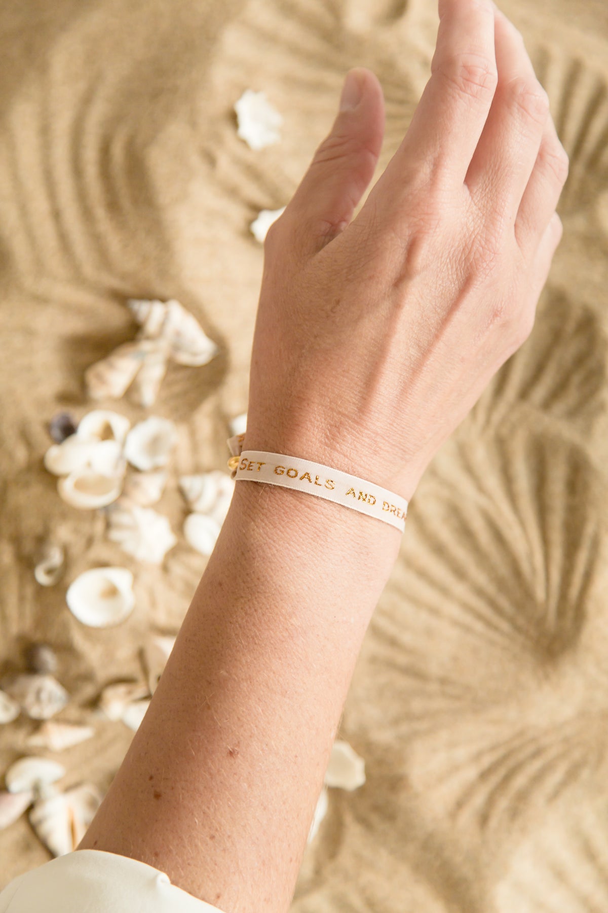 Bracelet Set Goals and Dream Big