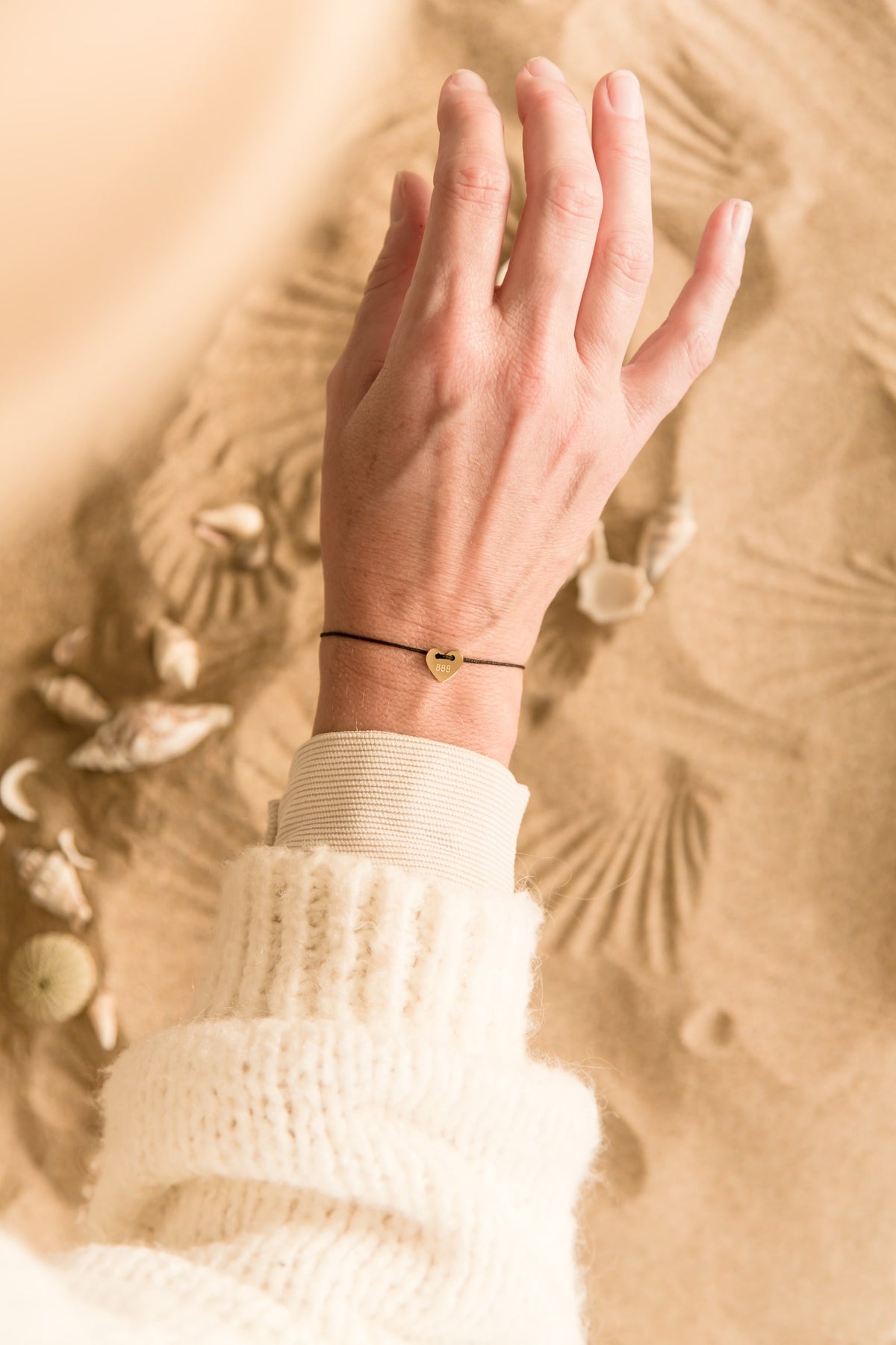 Armbandje 888